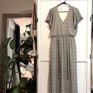 Midi dress with pockets & waist tie